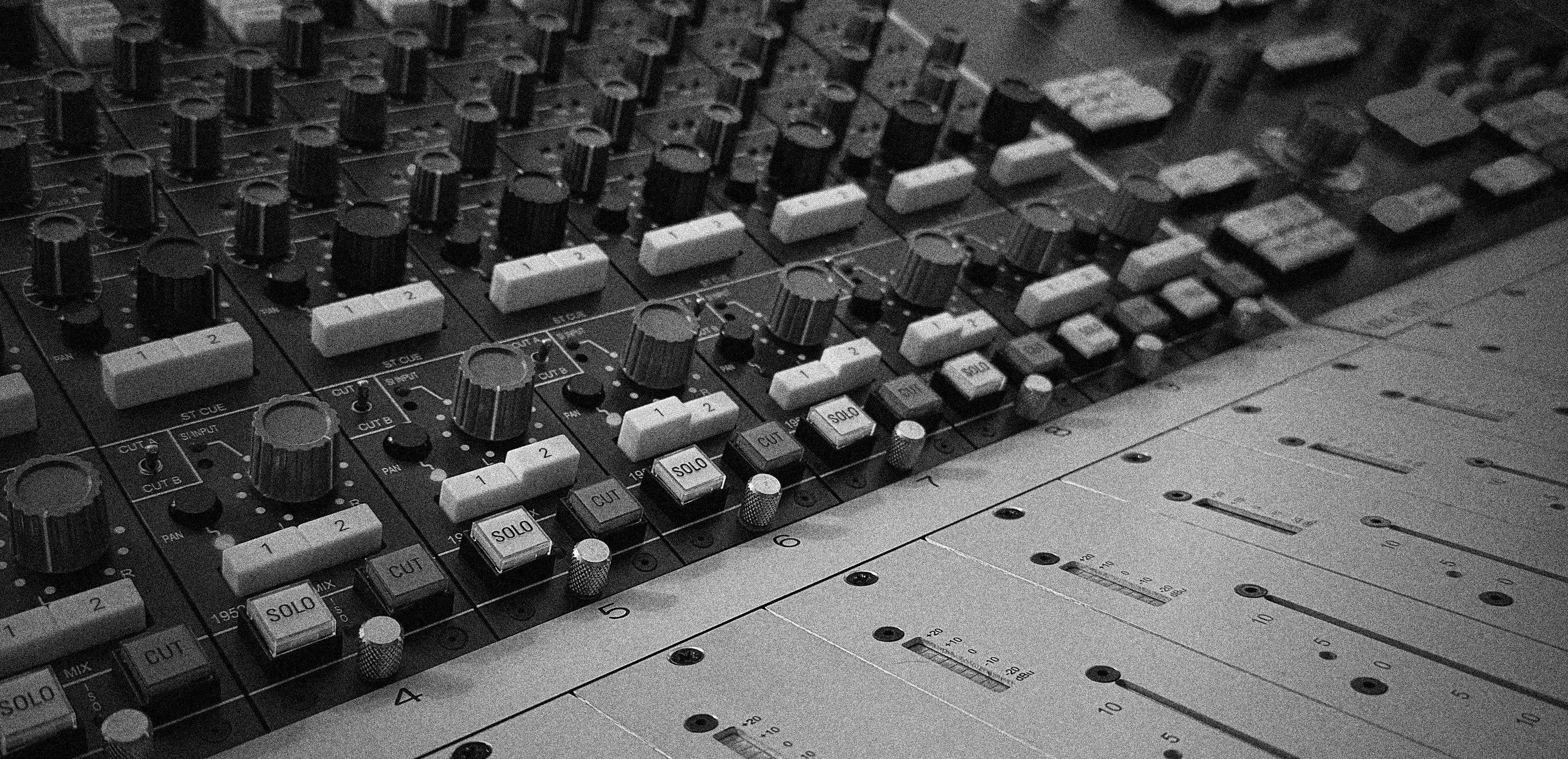 Mixing Desks β KMR Audio