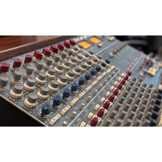 Neve BCM10/2 mk2 10-channel with 8x1073+2x1084 Classics and Trolley (Ex Demo)