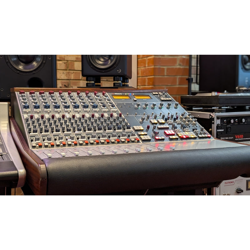 Neve BCM10/2 mk2 10-channel with 8x1073+2x1084 Classics and Trolley (Ex Demo)