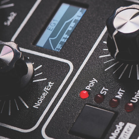 GS Music GS-e7 Black/Red