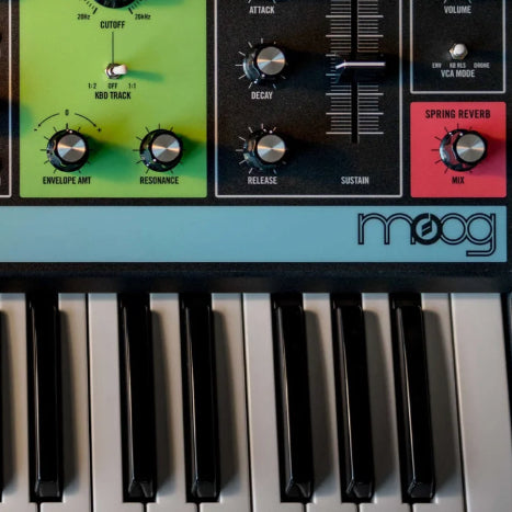 Moog Grandmother Analogue Synthesizer