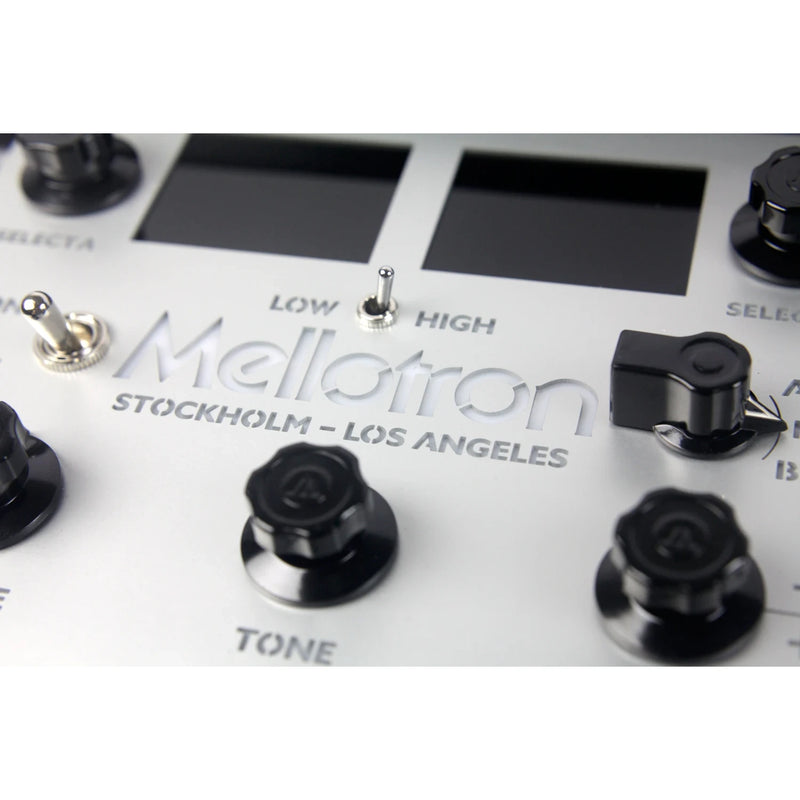 Mellotron M4000D Black