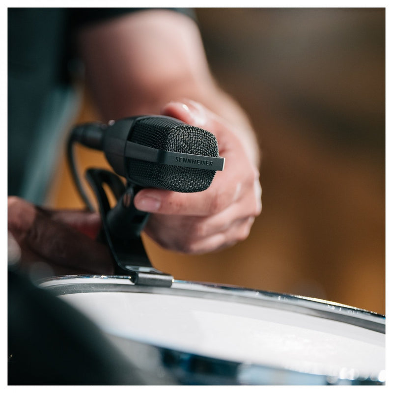 Sennheiser MD421 Kompact with Drum Clamp