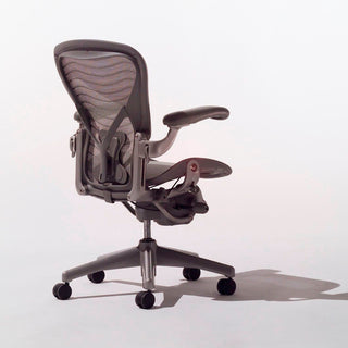 Herman Miller Aeron Chair Size B Graphite