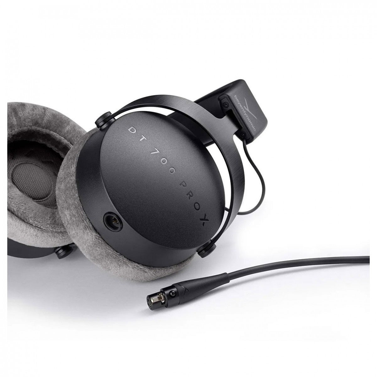 Beyerdynamic dt700 Pro X | KMR Audio