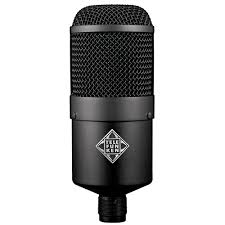 Telefunken M82