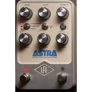 UAFX Astra Modulation Machine